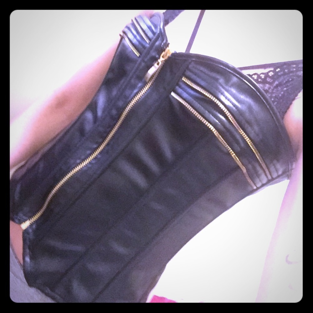 Black faux leather overbust zipper corset M laceup
